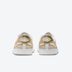 Air Jordan 1 Centre Court White Light Orewood Brown DQ8577-100 3 Air Jordan 1 Centre Court White Light Orewood Brown DQ8577-100 -Air Jordan Shop Jordan 1 centre court DQ8577 06 750x750 1