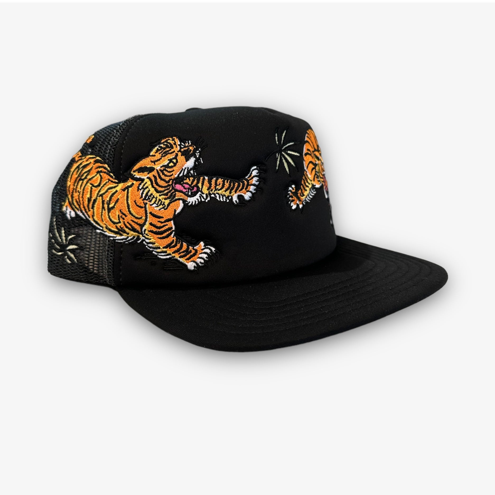 Market MAN EATER 5 PANEL TRUCKER HAT black Chinatown Market Market MAN EATER 5 PANEL TRUCKER HAT Black -Air Jordan Shop PhotoRoom 20221229 203554