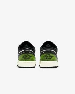 Air Jordan 1 Low SE GS Black Electric Green White DO8244-003 7 Air Jordan 1 Low SE GS Black Electric Green White DO8244-003 -Air Jordan Shop a6613062 4b41 4539 ab19 1a192a83c8c6