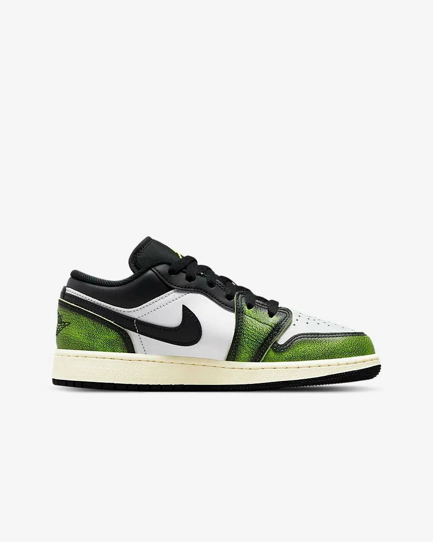 Air Jordan 1 Low SE GS Black Electric Green White DO8244-003 2 Air Jordan 1 Low SE GS Black Electric Green White DO8244-003 - Image 2